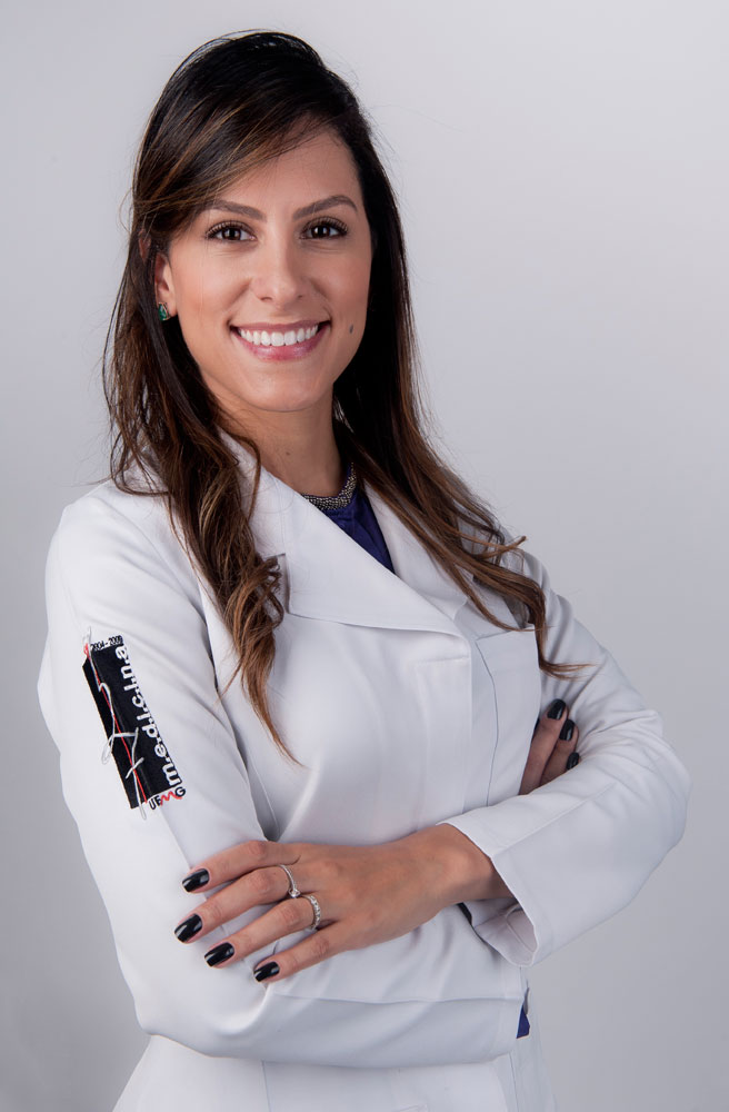 Dra. Maíra Prado